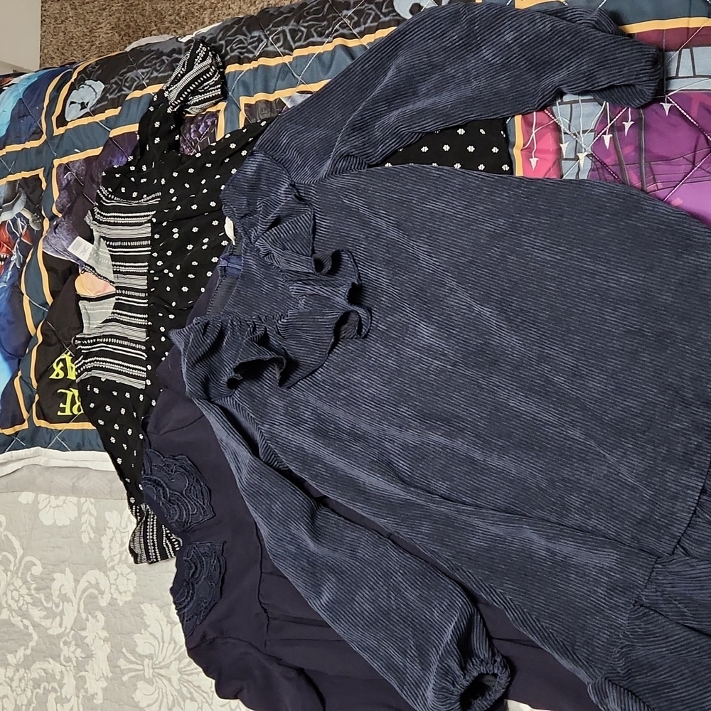 3 girls dresses size 10 and 9-10